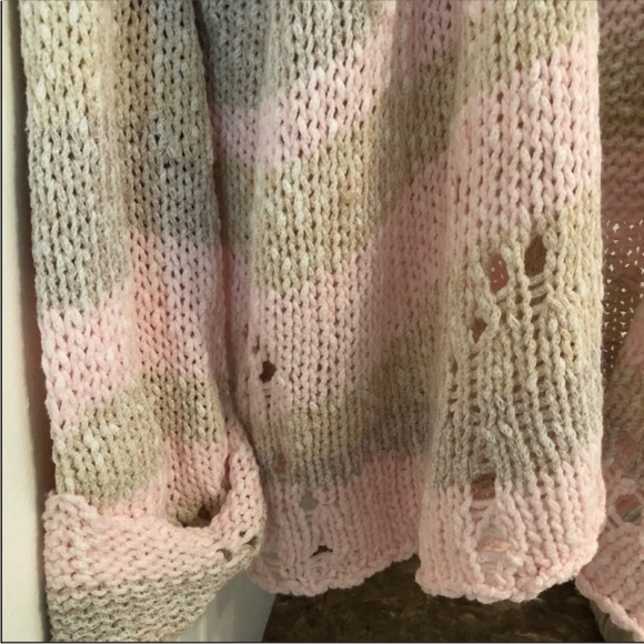 WILDFOX Yara Distressed Dolman Cardigan - Picture 8 of 11